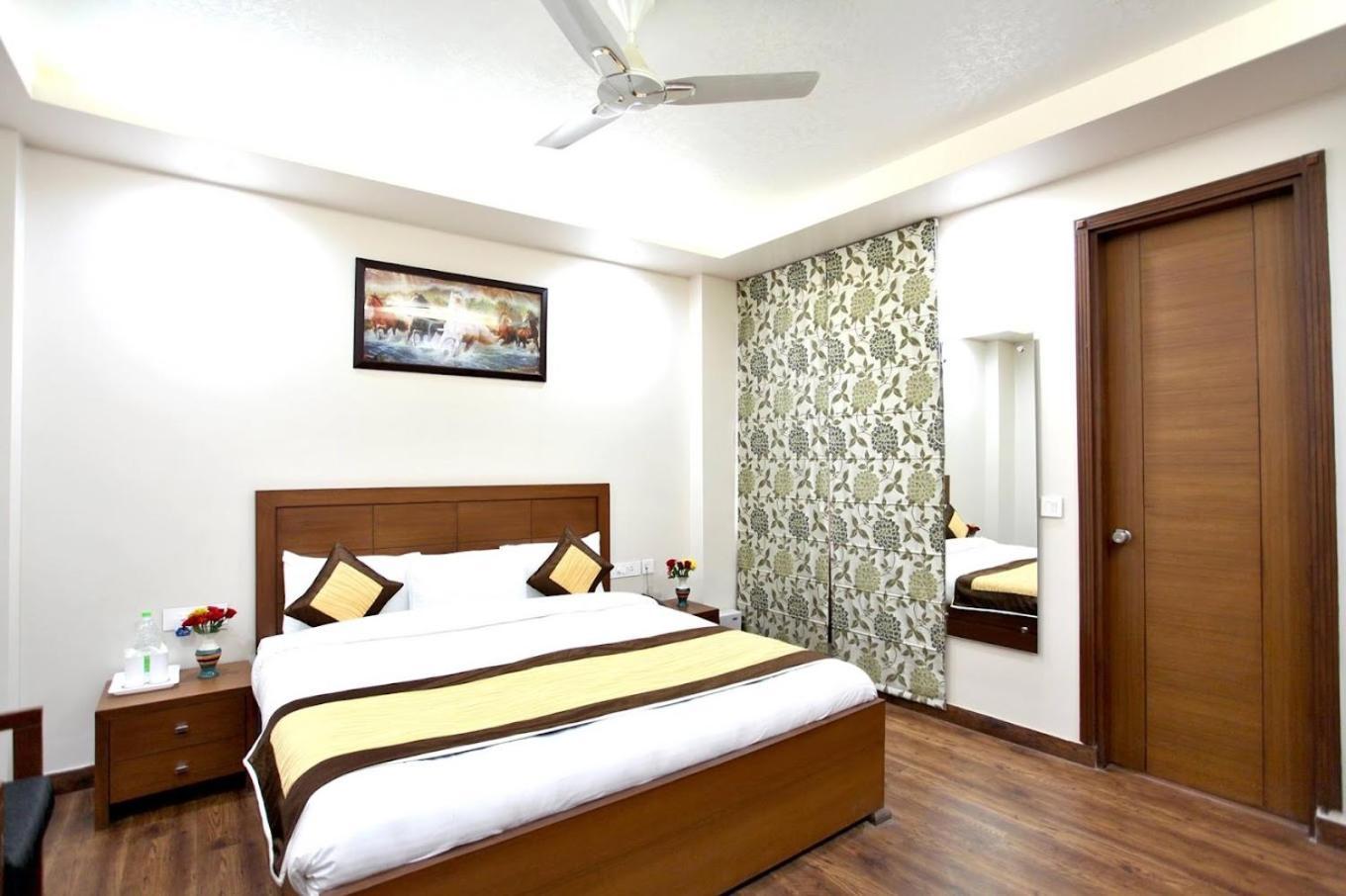 Hotel Hc Grand New Delhi Luaran gambar